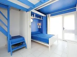 Les Caravelles Hotel 4*